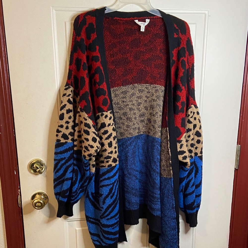 Terra & Sky Red Blue Animal Print Cardigan